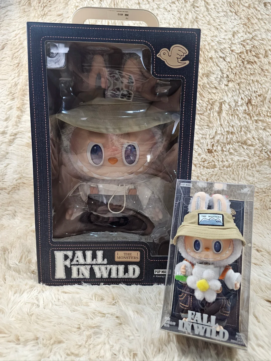 #01 The Monsters - Fall in wild plush doll with key chain&小春野ラブブ&キーホルダー含ま