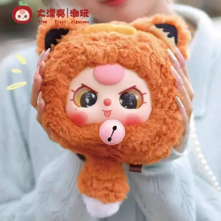 Baby three money cat zipper bag